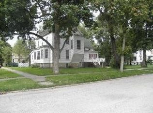 124 N Maple St, Momence, IL 60954