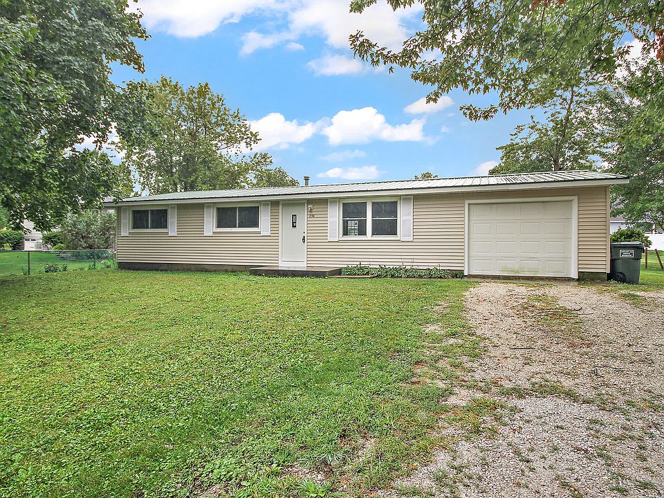 1st image of 134 Fern Dr