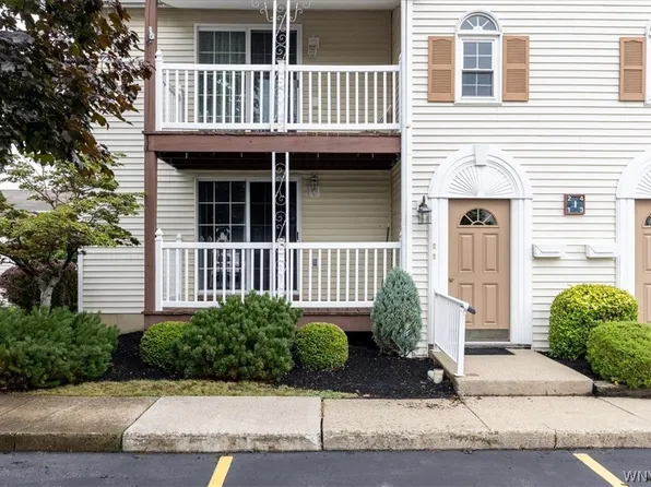 400 West Ave Unit I1, West Seneca, NY 14224