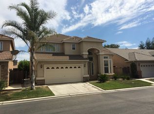 779 Century Ln, Clovis, CA 93612