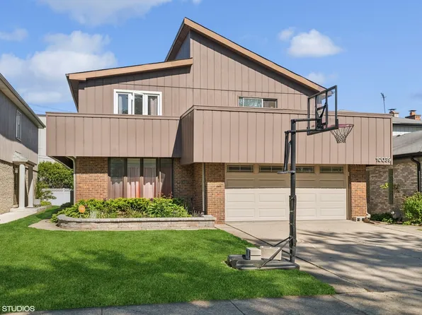 10039 La Crosse Ave, Skokie, IL 60077