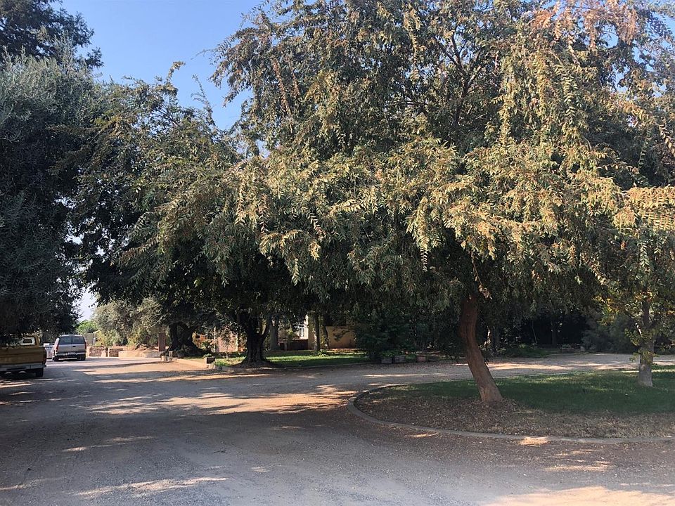 2nd image of 33257 Road 162