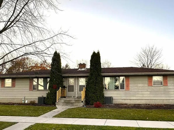 141 6th STREET #143, Sheboygan Falls, WI 53085