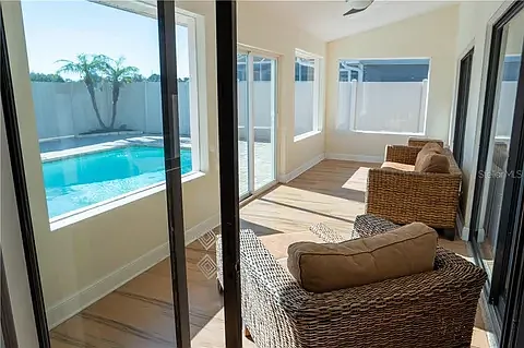 1957 Promenade Way