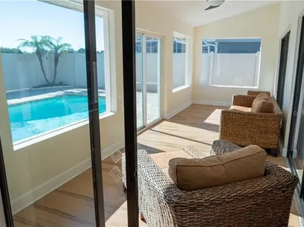 1957 Promenade Way, Clearwater, FL 33760