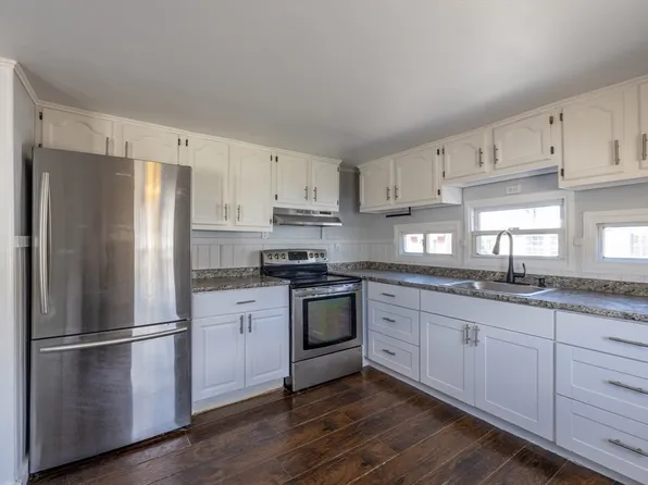 229 Miller St #F-6, Ludlow, MA 01056