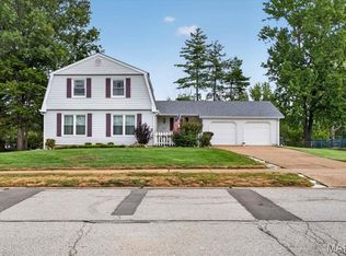 233 Aspen Trail Dr, Ballwin, MO 63011