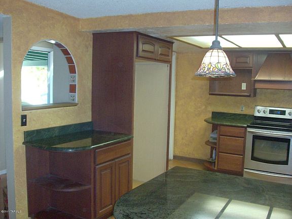 3rd image of 8635 E Bellevue Pl
