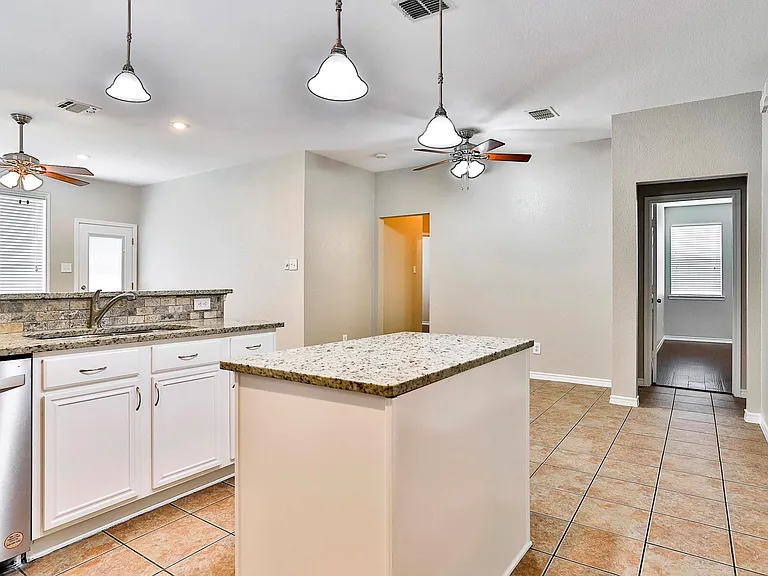 8705 Sumter Way — Photo 17