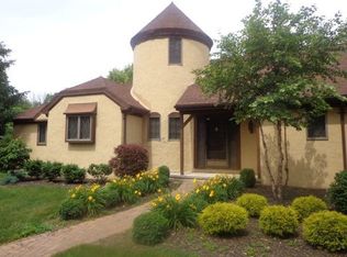 69 Woodmere Dr., Tiffin, OH 44883