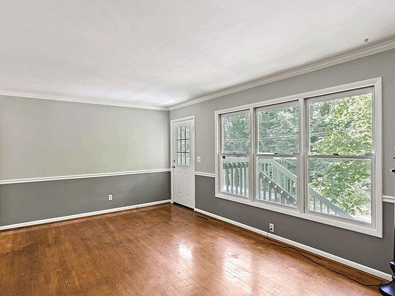 3rd image of 6662 Corbly St