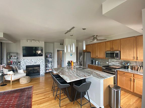 3rd image of 343 W Old Town Ct APT 208
