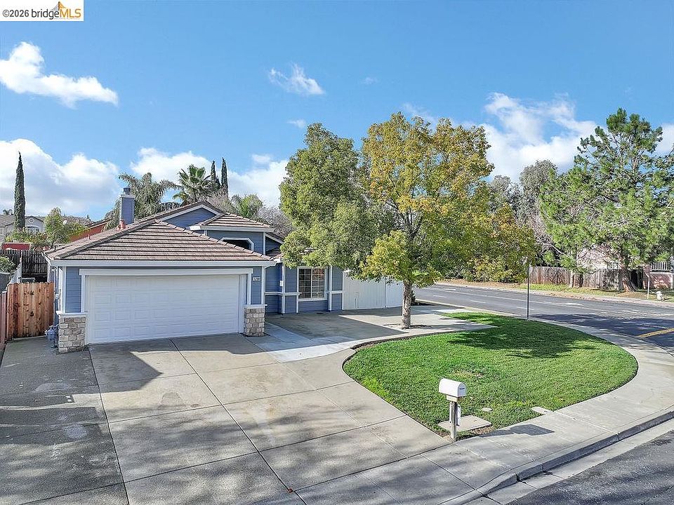 1st image of 5200 Grass Valley Way