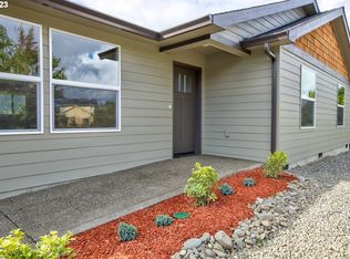 374 Bentgrass Ct, Sutherlin, OR 97479