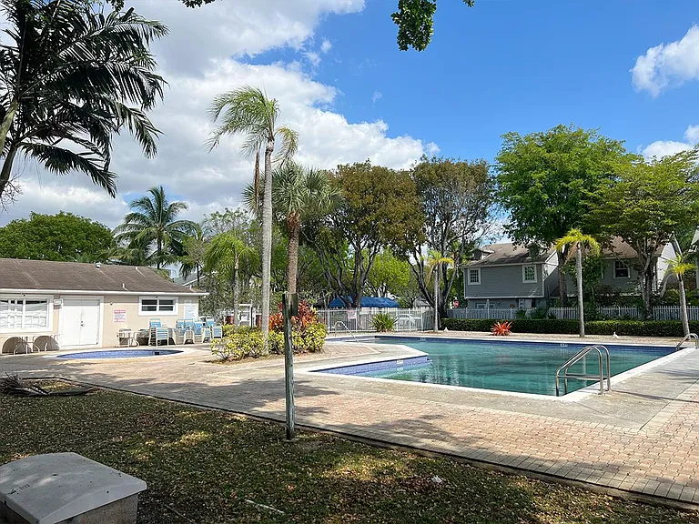 12278 SW 148th Ter — Photo 19