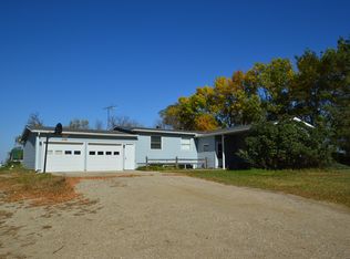 38560 127th St, Aberdeen, SD 57401