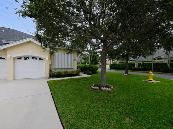 4139 NE Moon River Cir, Jensen Beach, FL 34957