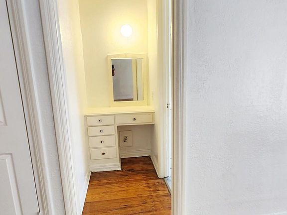 5th image of 3950 W 8th St APT 207