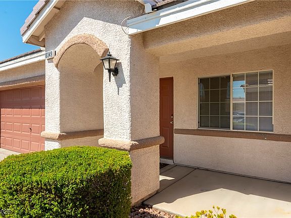 2nd image of 10349 Aloe Cactus St