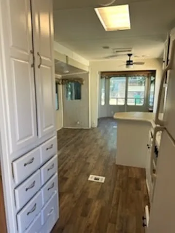 1 bed, $1,400 — Photo 2