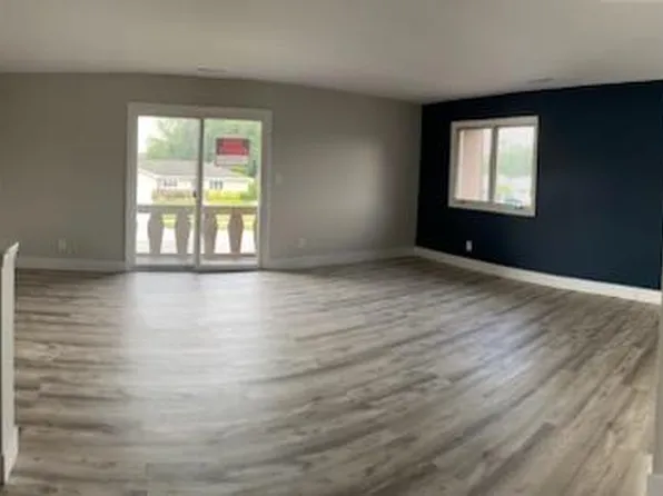 2607 Harvest Dr #1, Schererville, IN 46375