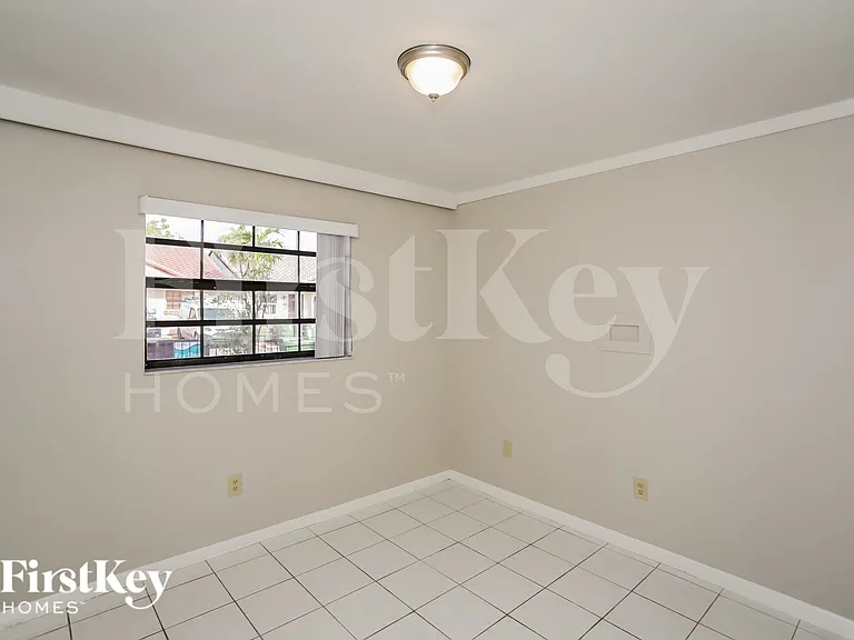 5505 W 27th Ln — Photo 15