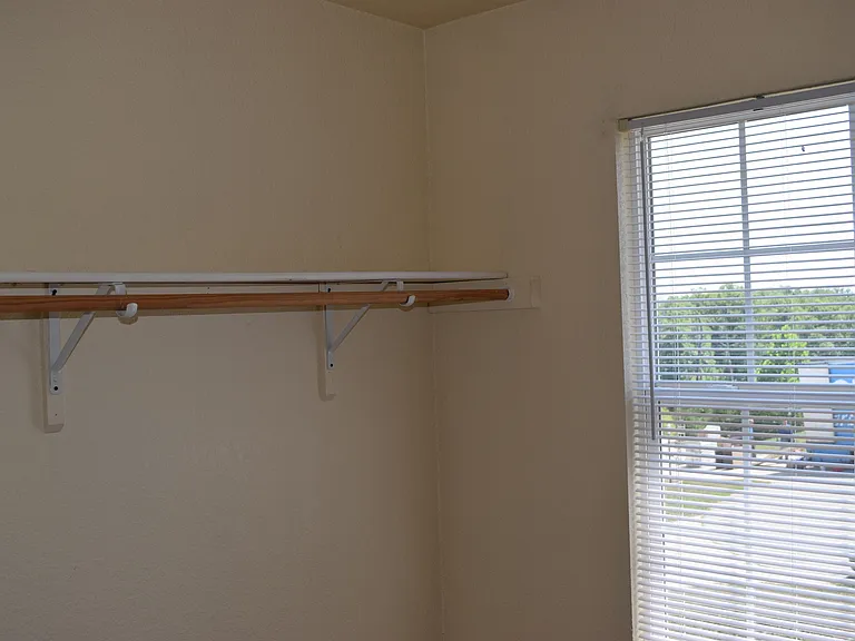 22545B Hollow Oak Ln — Photo 2