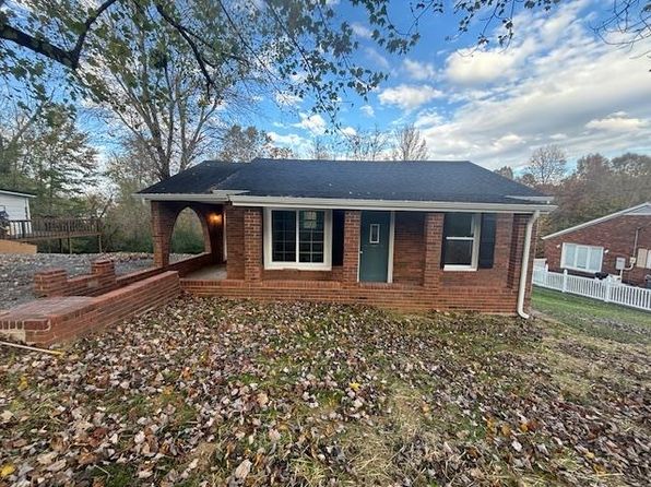 303 W 7th Ave, Central City, KY 42330