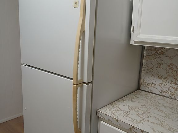 4th image of 337 E 237th St Floor 2