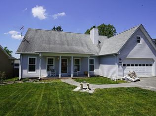 1537 Foolish Pleasure Ln, Knoxville, TN 37931