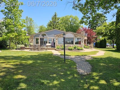 10202 Buhl Dr, Pinckney, MI, 48169