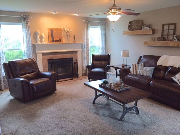 2nd image of 8881 S Carrollville Cir