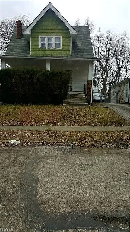 2010 Hilton Rd photo 1