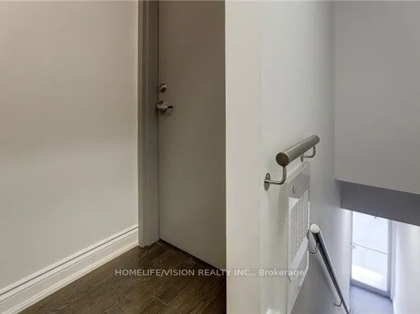 683 Danforth Ave #201, Toronto, ON M4J 1L2