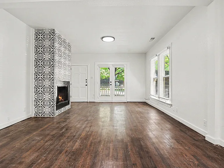 915 Annex Ave — Photo 6