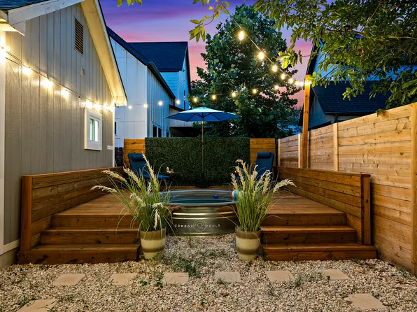 1305 Cedar Ave, Austin, TX 78702