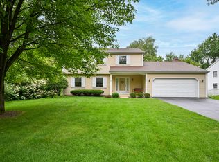 1031 Willow Ln, Batavia, IL 60510