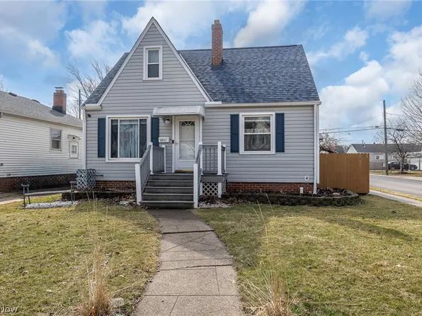 2717 Tuxedo Ave, Parma, OH 44134