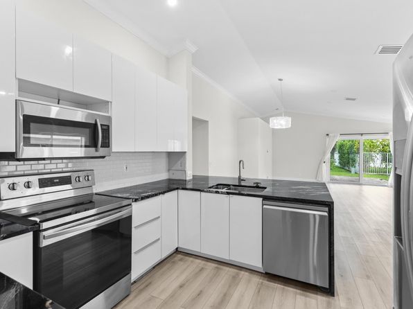 1425 Majesty Ter #1425