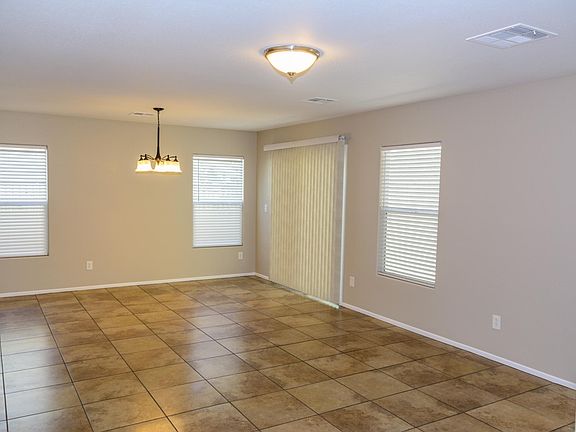 2nd image of 558 Shewsbury Ave