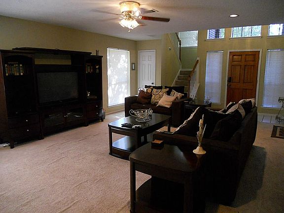 3rd image of 8726 Pines Place Dr