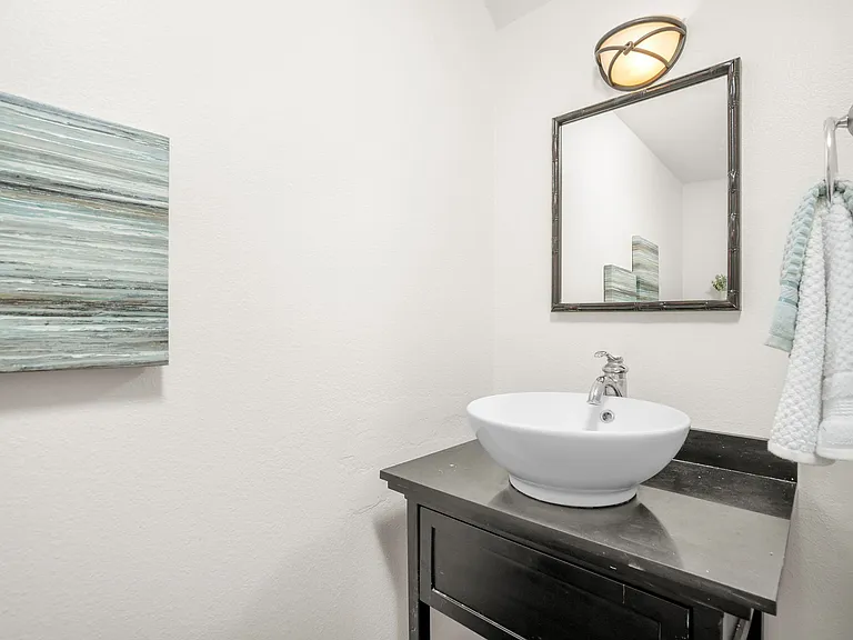 1655 Greenfield Ave #14 — Photo 14