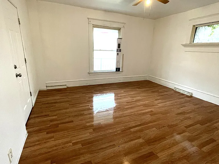 2603 East Ave #1 — Photo 3
