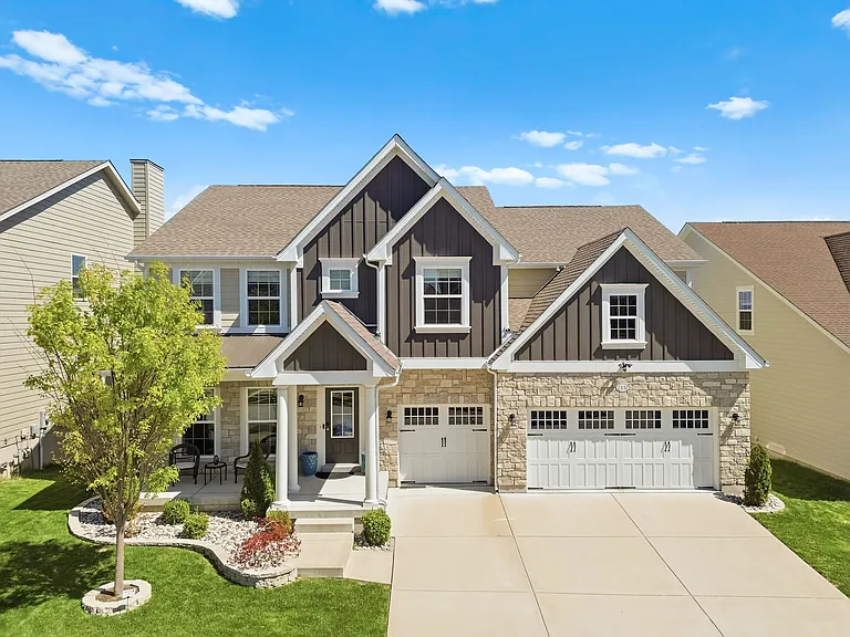 2332 Sand Cherry Dr — Photo 3