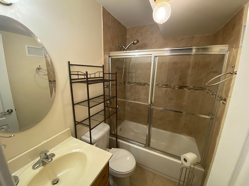 1st image of 110 Dale Ave #B