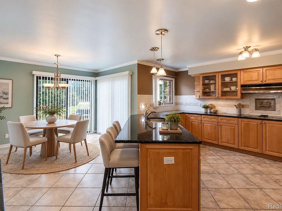 5460 Walnut Knoll Ct, photo 10