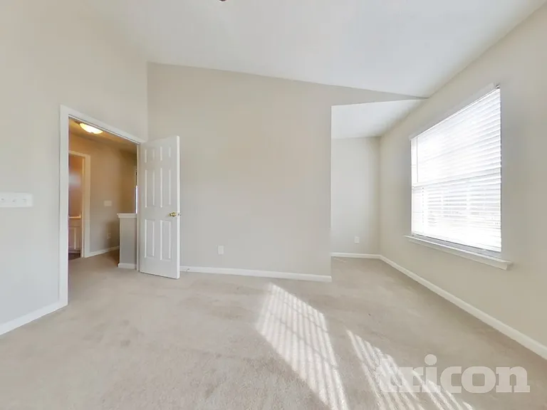 5495 Mountain Top Pl — Photo 7