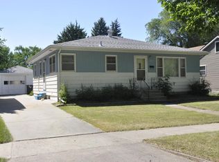 1405 15th St S, Fargo, ND 58103