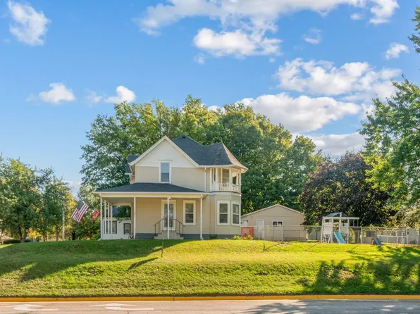601 S State St, Denver, IA 50622