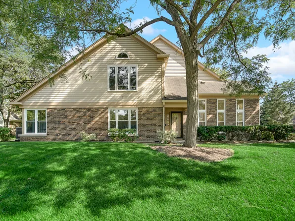 127 Willow Pkwy #127, Buffalo Grove, IL 60089